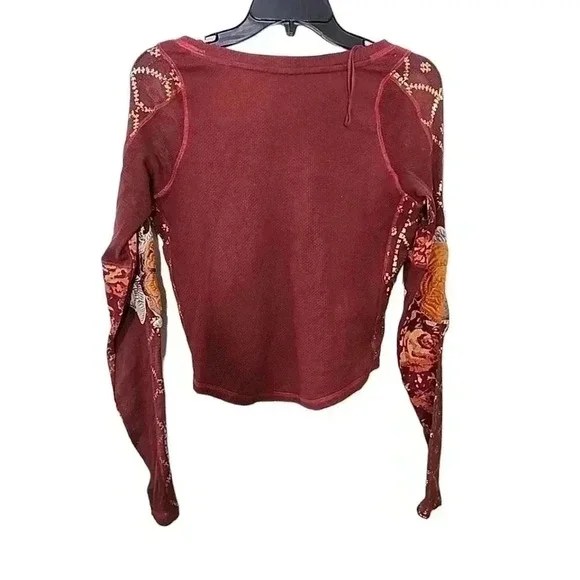 Free People Amara V-Neck Thermal Top in Garnet Grotto Size S Pullover Bl… - Picture 8 of 11